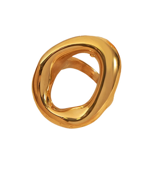 Gold ring 